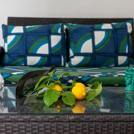 Lemon House, Apartment *